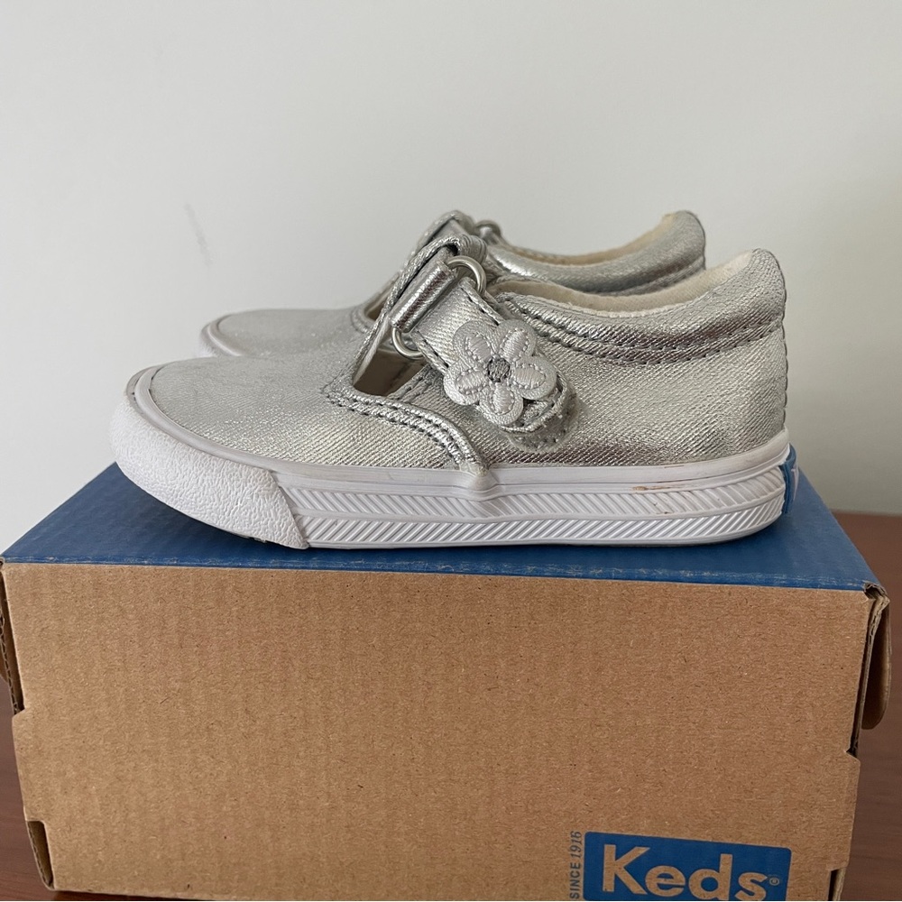Keds Infant Metallic Sneakers with Floral Accent